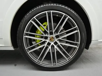 Porsche Cayenne 2020, 76618 км, за 49166.34 USD