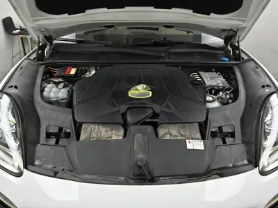 Porsche Cayenne 2020, 76618 км, за 48794.81 USD - фото 6