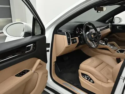Porsche Cayenne 2020, 76618 км, за 48794.81 USD - фото 11