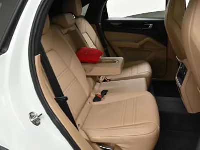 Porsche Cayenne 2020, 76618 км, за 48794.81 USD - фото 12