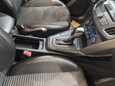 Ford Focus 2017, 110000 км, за 3795.25 USD - фото 15