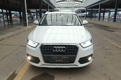 Audi Q3 2015, 137800 км, за 9616 USD