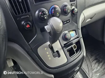 Hyundai Starex 2015, 169306 км, за 5448.34 USD - фото 9