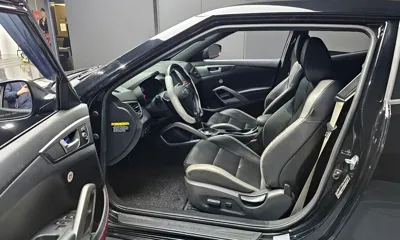 Hyundai Veloster 2016, 92687 км, за 4834.43 USD - фото 10