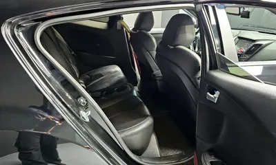 Hyundai Veloster 2016, 92687 км, за 4834.43 USD - фото 12