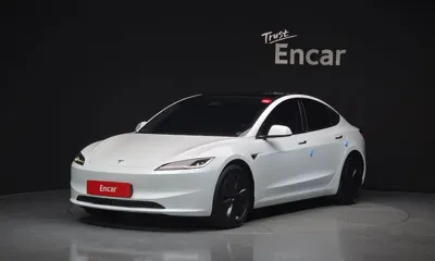 Tesla Model 3 · 2024 год
