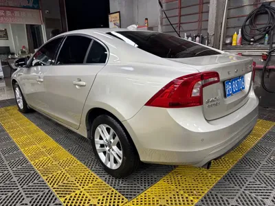 Volvo S60 2017, 130000 км, за 5811.5 USD
