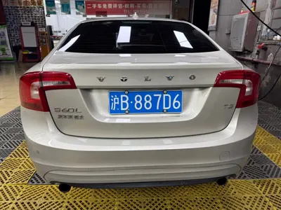 Volvo S60 2017, 130000 км, за 5811.5 USD