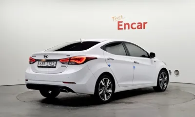 Hyundai Avante 2015, 91624 км, за 3711.66 USD
