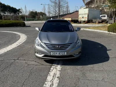 Hyundai Sonata · 2012 год