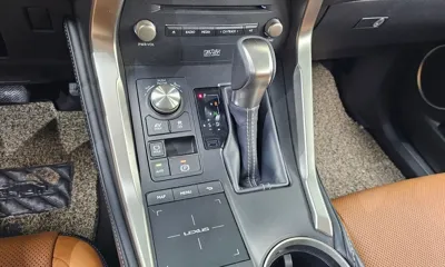 Lexus NX 2019, 186939 км, за 16345.02 USD - фото 9