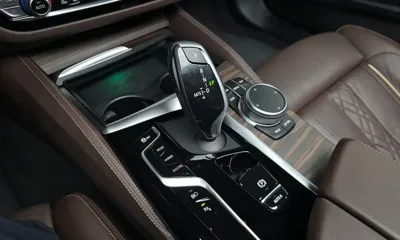 BMW 5-Series 2021, 69706 км, за 24137.73 USD - фото 9