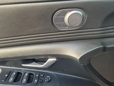 Hyundai Avante 2023, 64775 км, за 11684.39 USD - фото 14