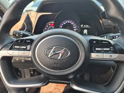 Hyundai Avante 2023, 64775 км, за 11684.39 USD - фото 16