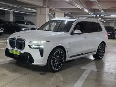 BMW X7 · 2025 год
