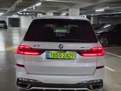 BMW X7 2025, 7955 км, за 81396.88 USD