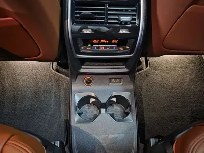 BMW X7 2025, 7955 км, за 81396.88 USD - фото 19