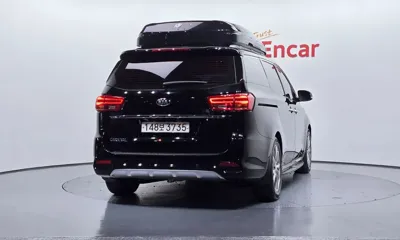 Kia Canival 2020, 62331 км, за 11826.89 USD
