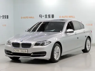 BMW 5-Series · 2015 год