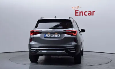 Kia Seltos 2023, 49842 км, за 12275.17 USD