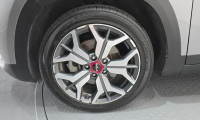 Kia Seltos 2023, 49842 км, за 12275.17 USD