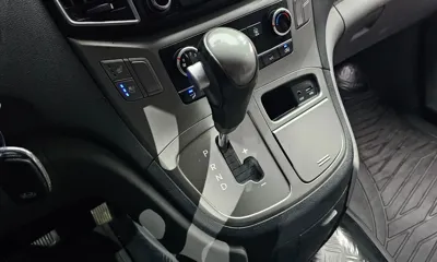 Hyundai Starex 2019, 74489 км, за 11093.61 USD - фото 9