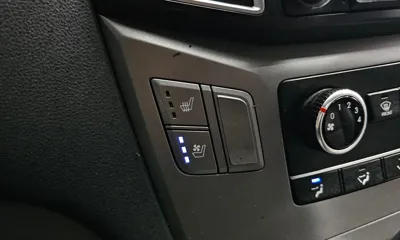 Hyundai Starex 2019, 74489 км, за 11093.61 USD - фото 18