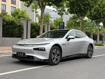 Xpeng P7 · 2024 год