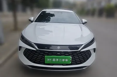 BYD Qin L 2026, 5500 км, за 16146 USD