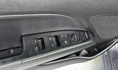 Hyundai Avante 2016, 82923 км, за 7035.83 USD - фото 17
