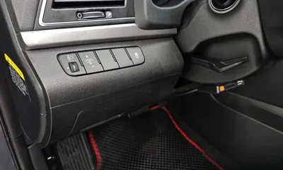 Hyundai Avante 2016, 82923 км, за 7035.83 USD - фото 19
