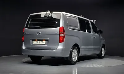 Hyundai Starex 2017, 87813 км, за 7023.76 USD