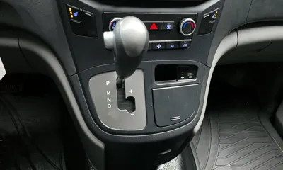 Hyundai Starex 2017, 87813 км, за 7023.76 USD - фото 9