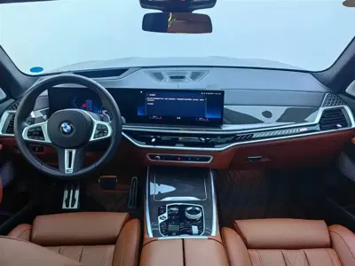 BMW 宝马X7 M60i 2025, 4700 км, за 176057.16 USD - фото 7