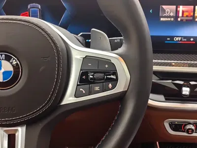 BMW 宝马X7 M60i 2025, 4700 км, за 176057.16 USD - фото 16