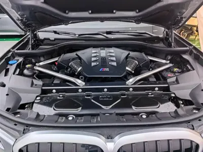 BMW 宝马X7 M60i 2025, 4700 км, за 176057.16 USD - фото 17