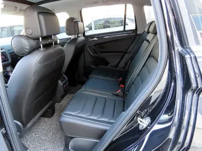 Volkswagen Tiguan 2021, 56544 км, за 33029.4 USD - фото 6