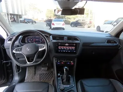 Volkswagen Tiguan 2021, 56544 км, за 33029.4 USD - фото 7