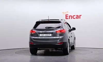 Hyundai Tucson 2012, 200215 км, за 2842.41 USD