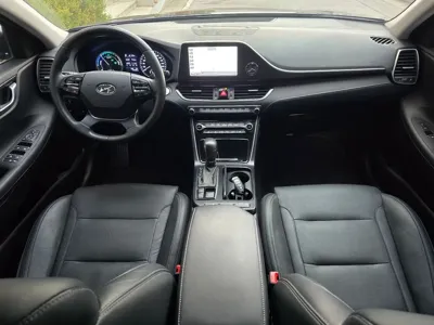 Hyundai Grandeur 2019, 172311 км, за 7296.42 USD - фото 10