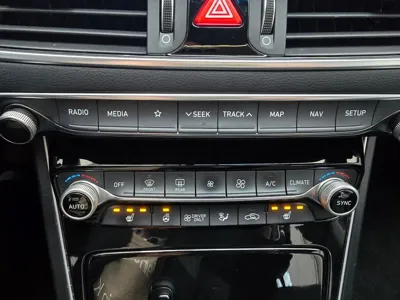 Hyundai Grandeur 2019, 172311 км, за 7296.42 USD - фото 15
