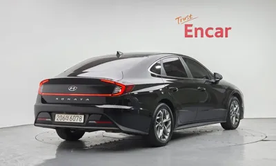 Hyundai Sonata 2022, 114041 км, за 10271.07 USD