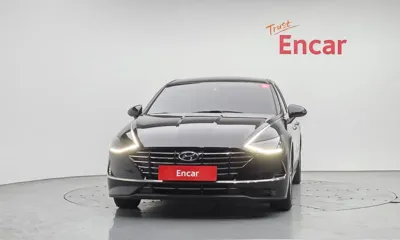 Hyundai Sonata 2022, 114041 км, за 10271.07 USD