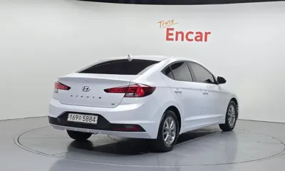 Hyundai Avante 2020, 94479 км, за 7548.9 USD