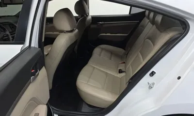 Hyundai Avante 2020, 94479 км, за 7488.44 USD - фото 12