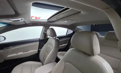 Hyundai Avante 2020, 94479 км, за 7488.44 USD - фото 17