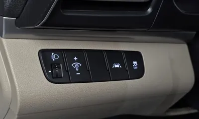 Hyundai Avante 2020, 94479 км, за 7488.44 USD - фото 19