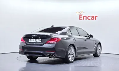 Genesis G70 2019, 90364 км, за 12377.86 USD