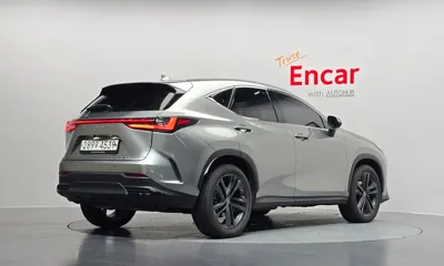 Lexus NX 2023, 26128 км, за 33630.65 USD