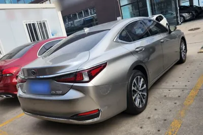 Lexus ES 2022, 41200 км, за 30273 USD - фото 7